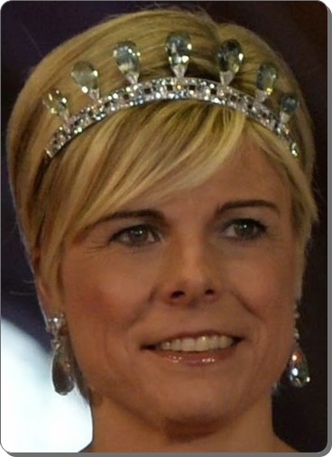 Queen Juliana of the Netherlands' Aquamarine Parure Tiara