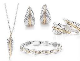 souprava s diamanty